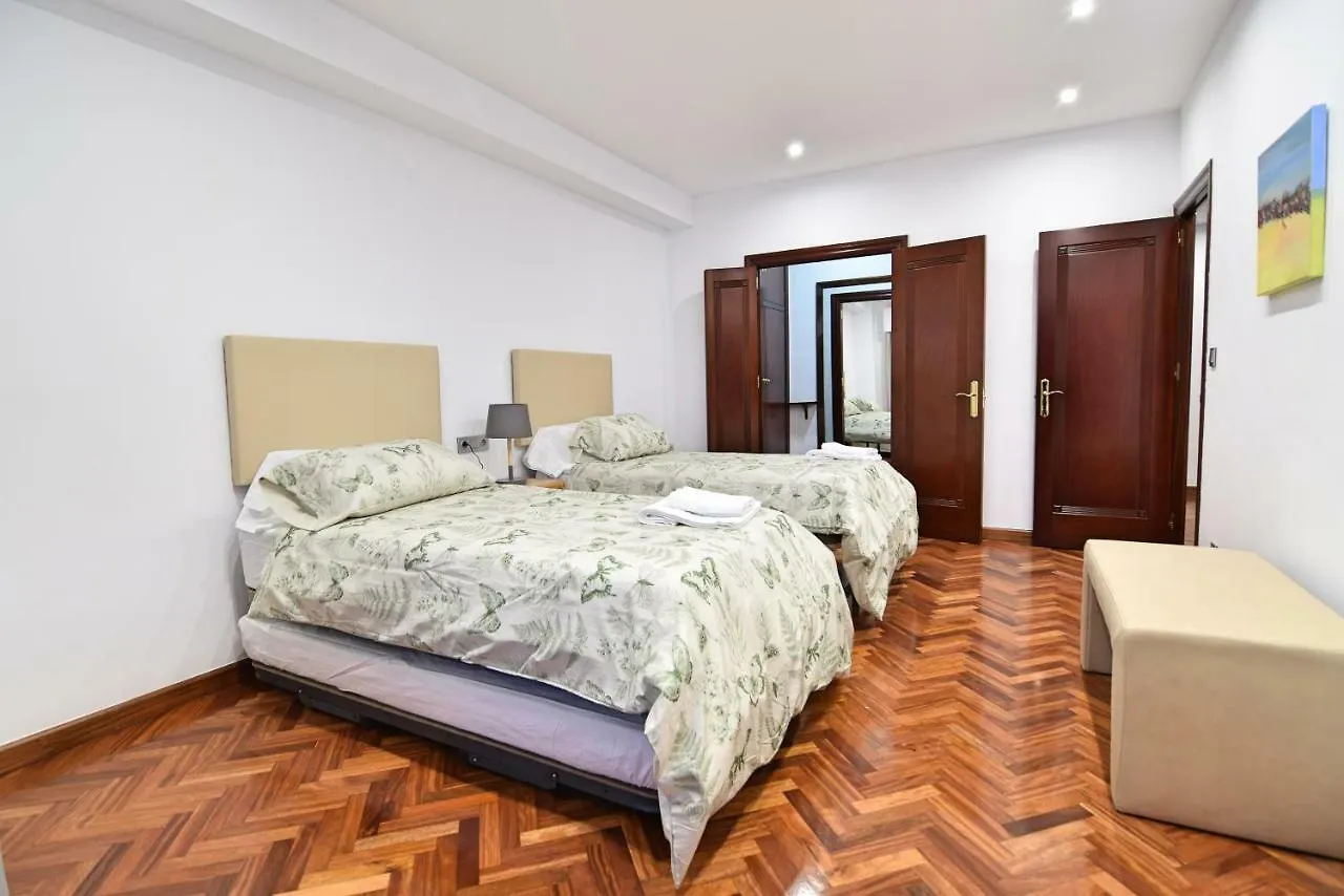 מאלגה Apt Luxury Reding Solo Familias דירה