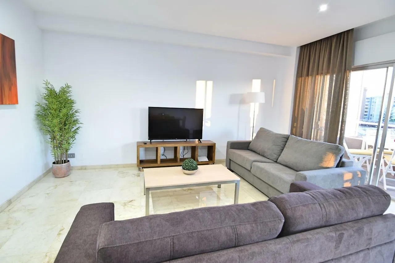 דירה מאלגה Apt Luxury Reding Solo Familias